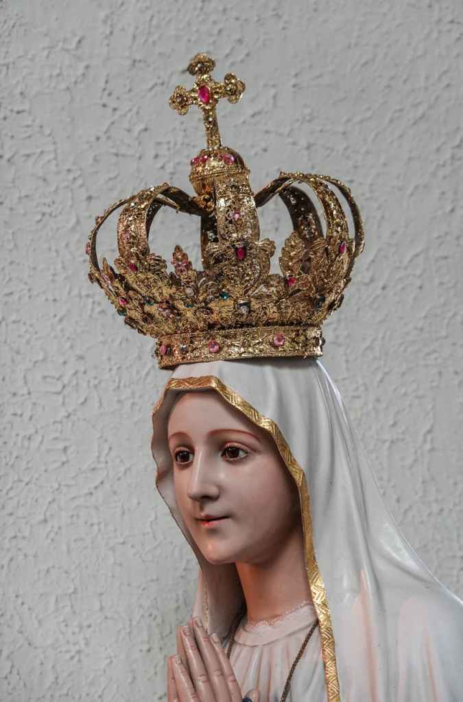 Photo by Magda Ehlers on <a href="https://www.pexels.com/photo/close-up-photo-of-statue-of-virgin-mary-wearing-golden-crown-12749416/" rel="nofollow">Pexels.com</a>